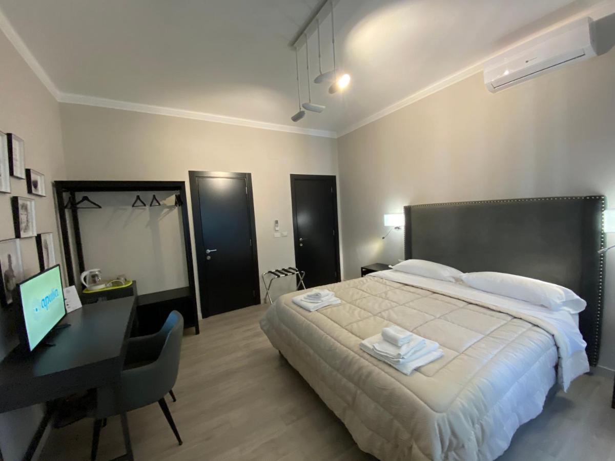 Re Di Smirne By Apulia Accommodation Bari Exterior photo